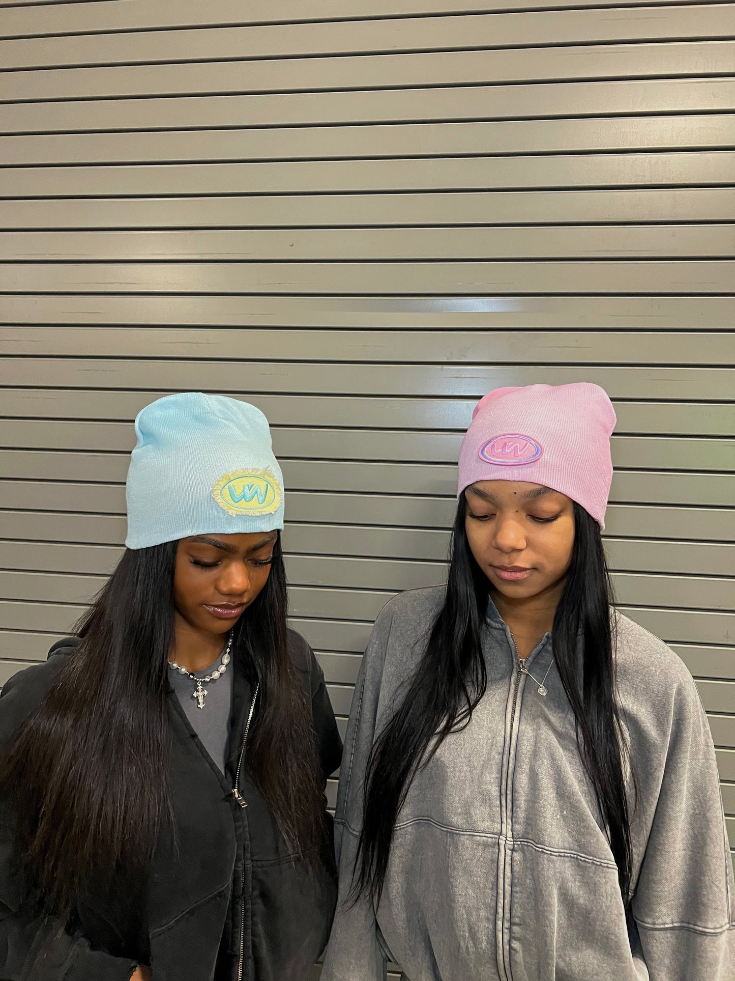 Logo beanies